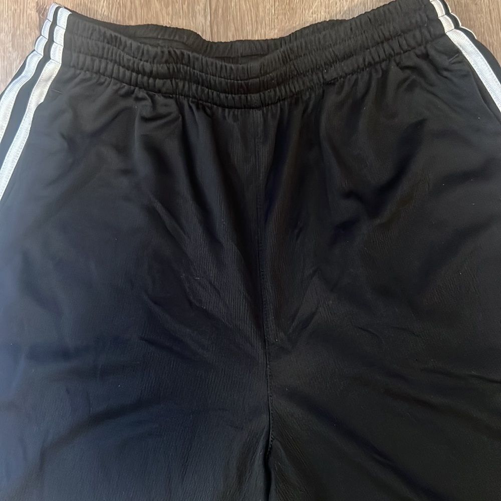 Adidas short  - Picture 2 of 6